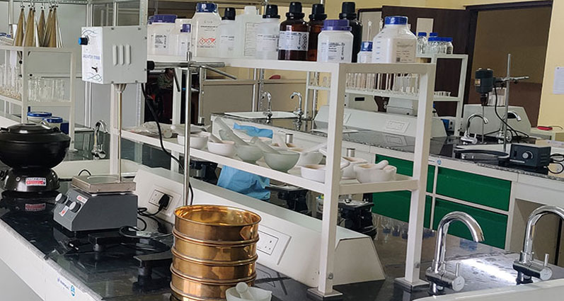 Pharmacognosy Lab